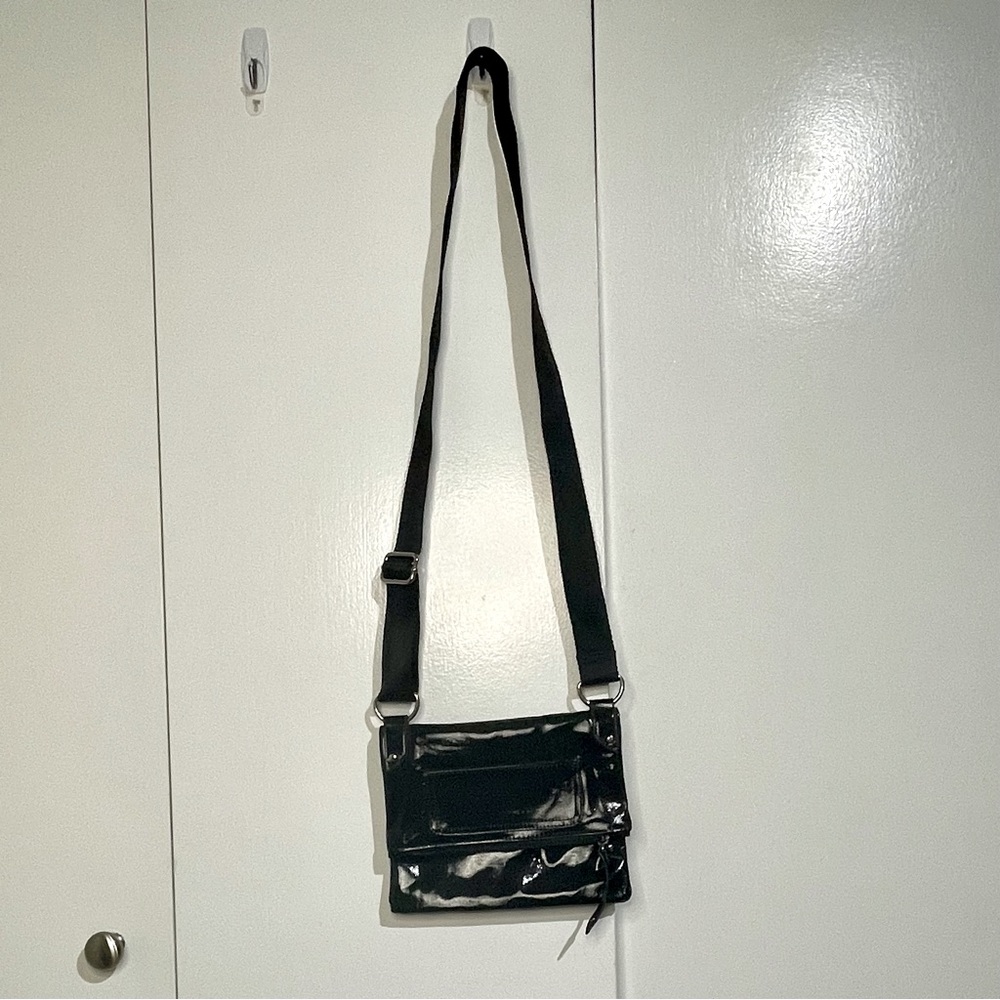 Kenneth Cole patent fold over cross body bag black